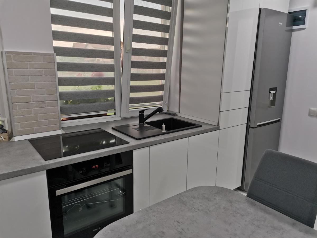 Casuta Cu Tei Villa Oradea Eksteriør bilde