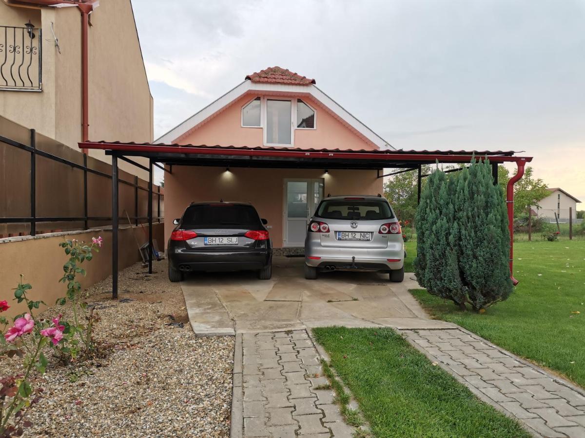 Casuta Cu Tei Villa Oradea Eksteriør bilde
