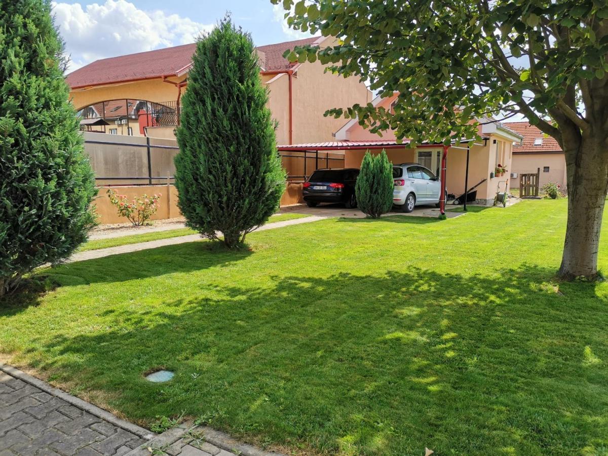 Casuta Cu Tei Villa Oradea Eksteriør bilde