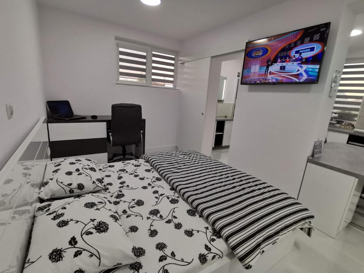 Casuta Cu Tei Villa Oradea Eksteriør bilde