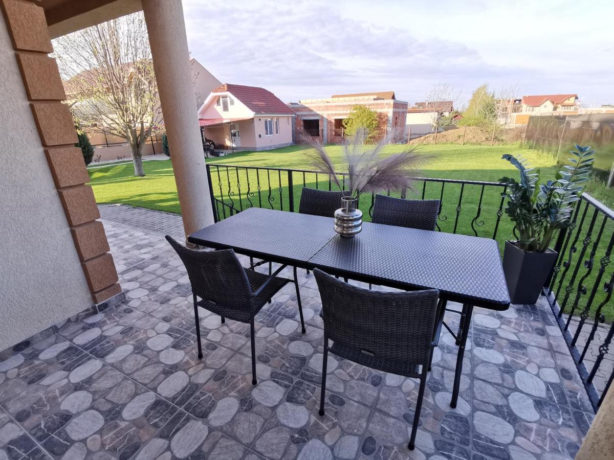 Casuta Cu Tei Villa Oradea Eksteriør bilde