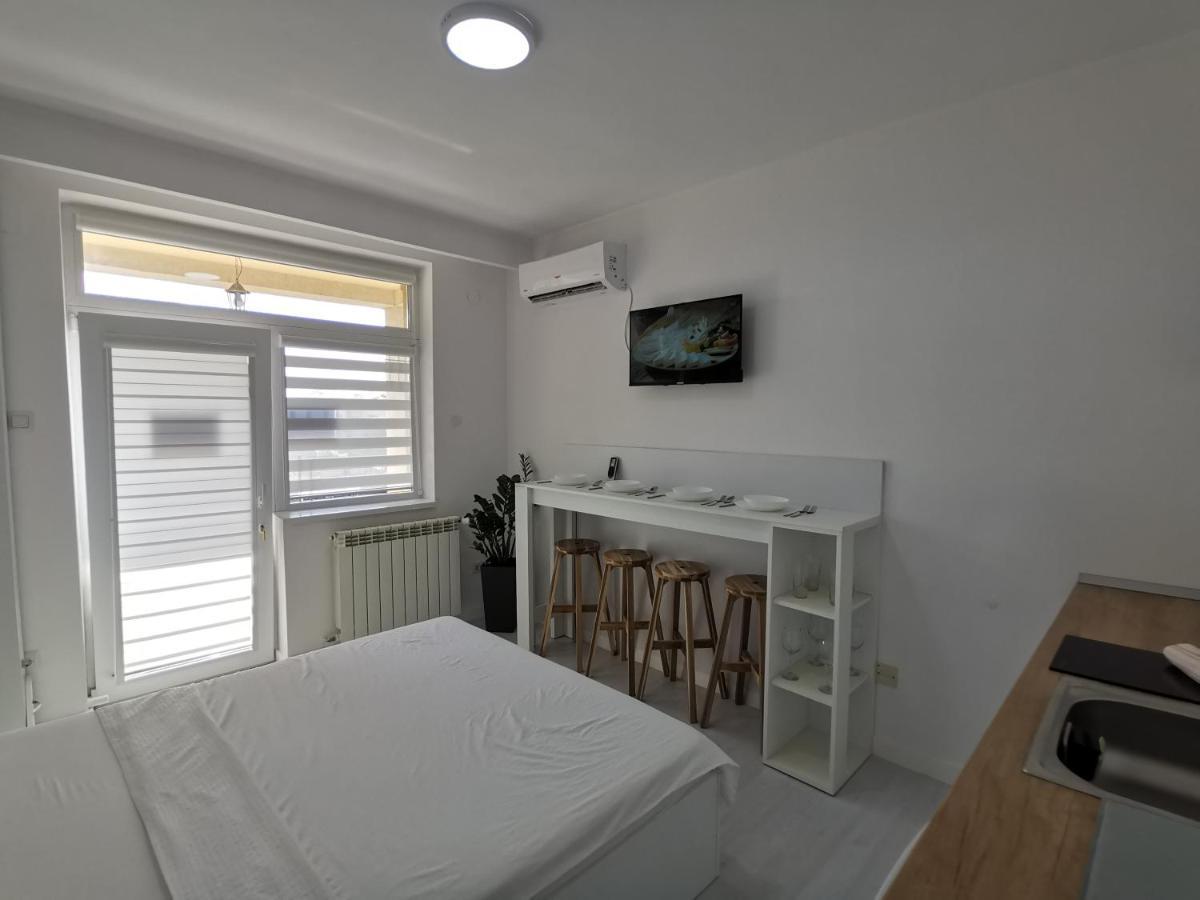 Casuta Cu Tei Villa Oradea Eksteriør bilde