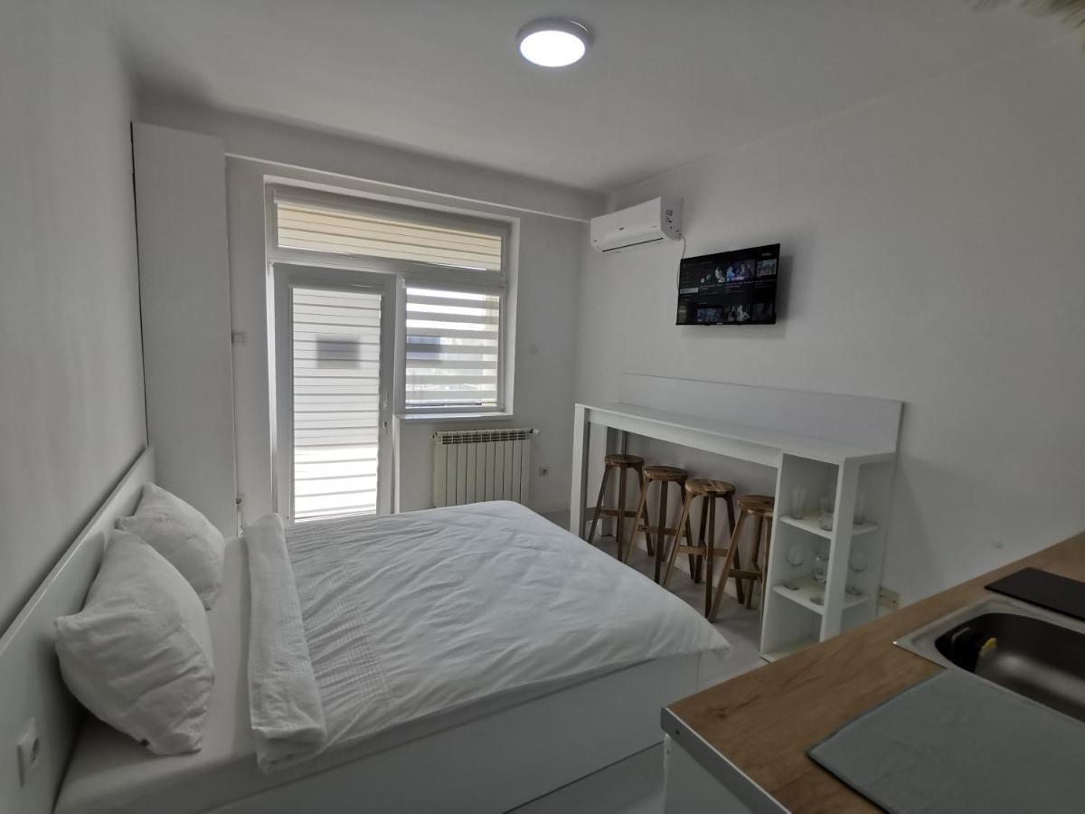 Casuta Cu Tei Villa Oradea Eksteriør bilde
