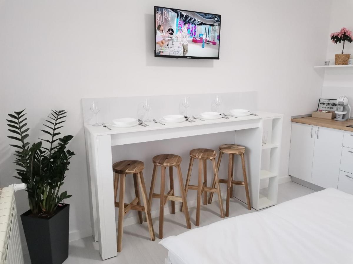 Casuta Cu Tei Villa Oradea Rom bilde