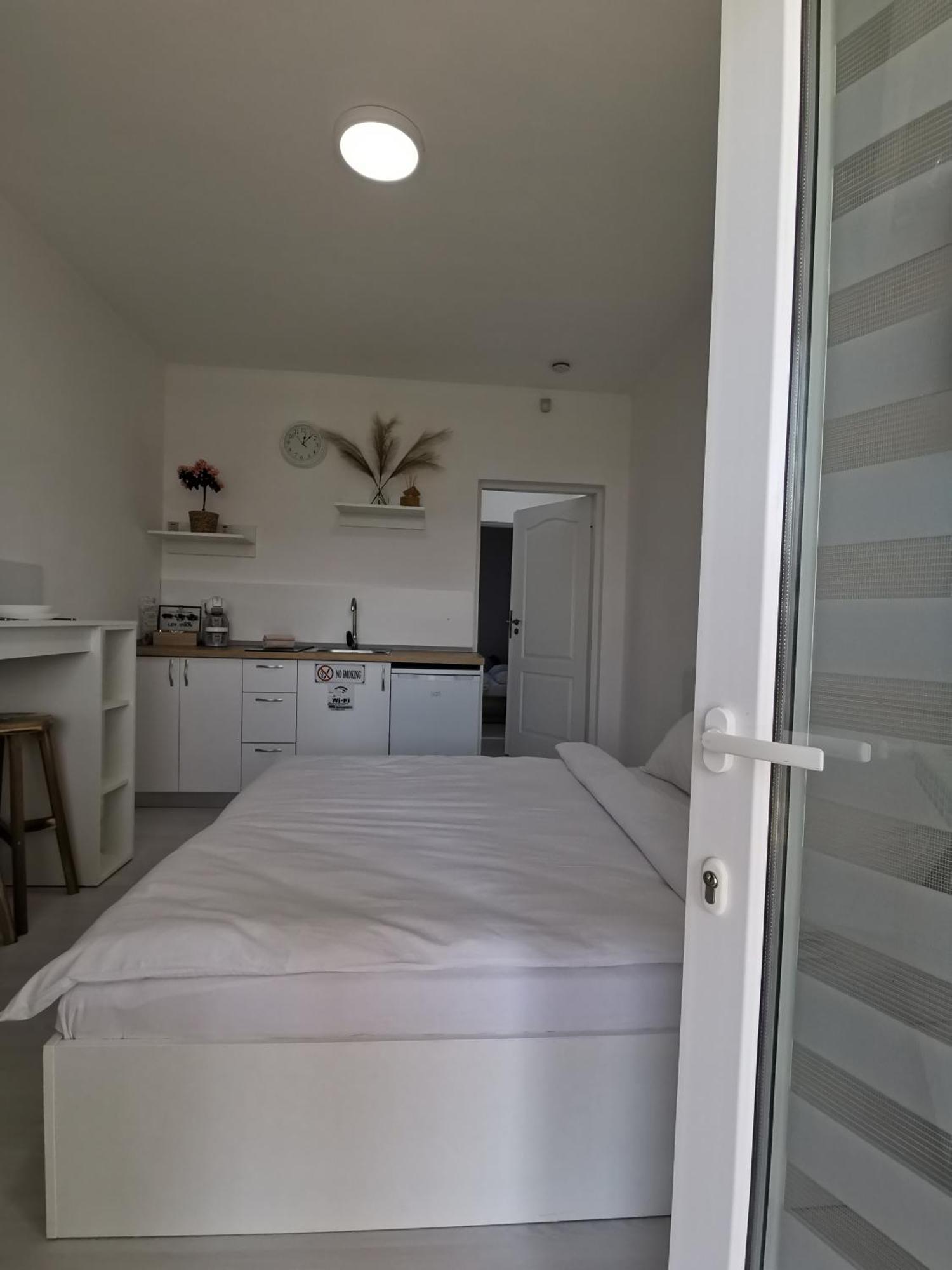 Casuta Cu Tei Villa Oradea Rom bilde